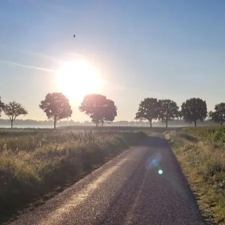 Buussekoel, Huuske Op 't Erf *